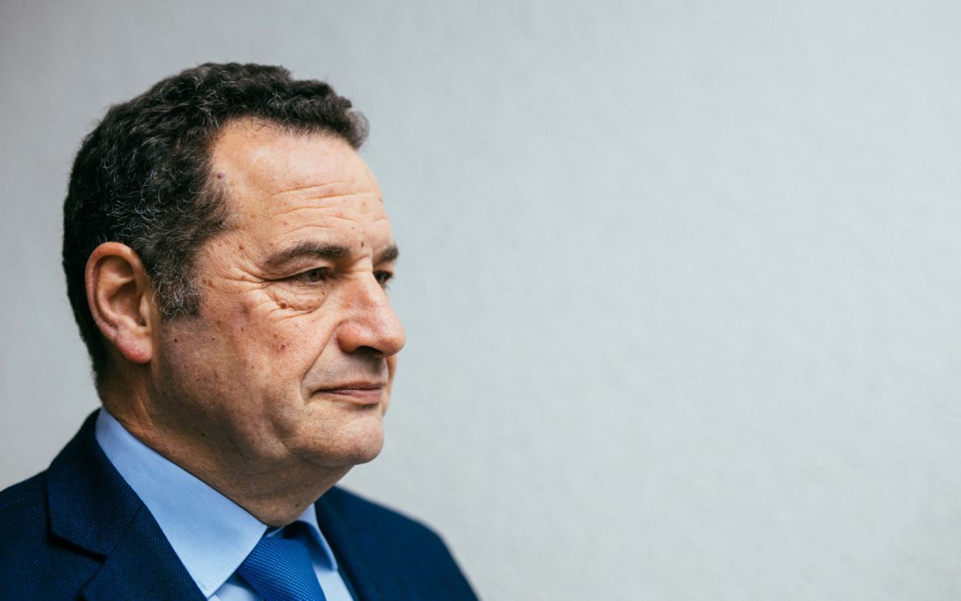 Tours : le parti de Jean-Frédéric Poisson investit des candidats en vue des régionales | Valeurs Actuelles